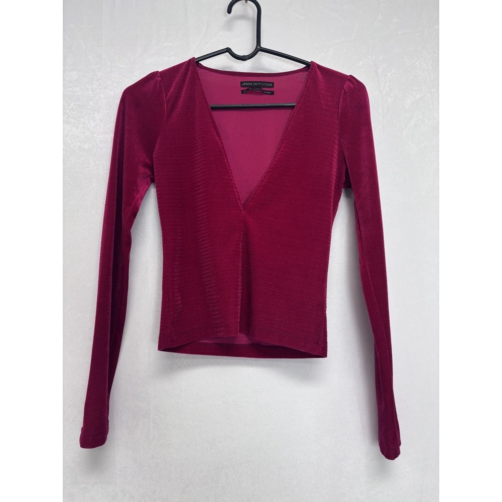Urban Outfitters Velvet Red Metallic Deep Plunge Long Sleeve Slim Fit Top‎ Small - Picture 2 of 10